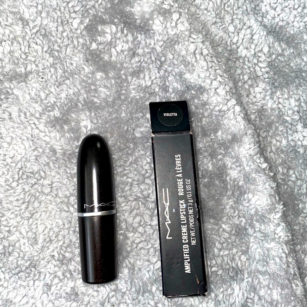 Mac lipstick